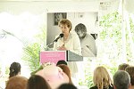 Lynn Redgrave<br>at the Women's Council in support of the Leon Hess Cancer Center at the Monmouth Medical Center annual membership luncheon &quot The Power of Pink&quot at the home of Judith Stanley Coleman in Middletown, N.J. on 7-21-05. all photos by Rob Rich copyright 2005 516-676-3939 robwayne1@aol.com