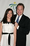 Rochelle Gores, Tom Arnold