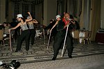Members of the USO performing<br>at the USO awards dinner at the Warldorf Astoria in Manhattan, N.Y. on 12-7-05. photo by Rob Rich copyright 2005 516-676-3939 robwayne1@aol.com